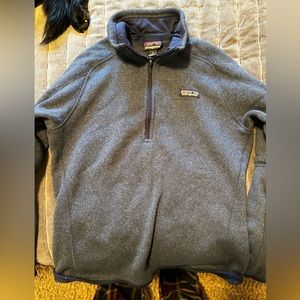 Patagonia women’s navy quarter zip